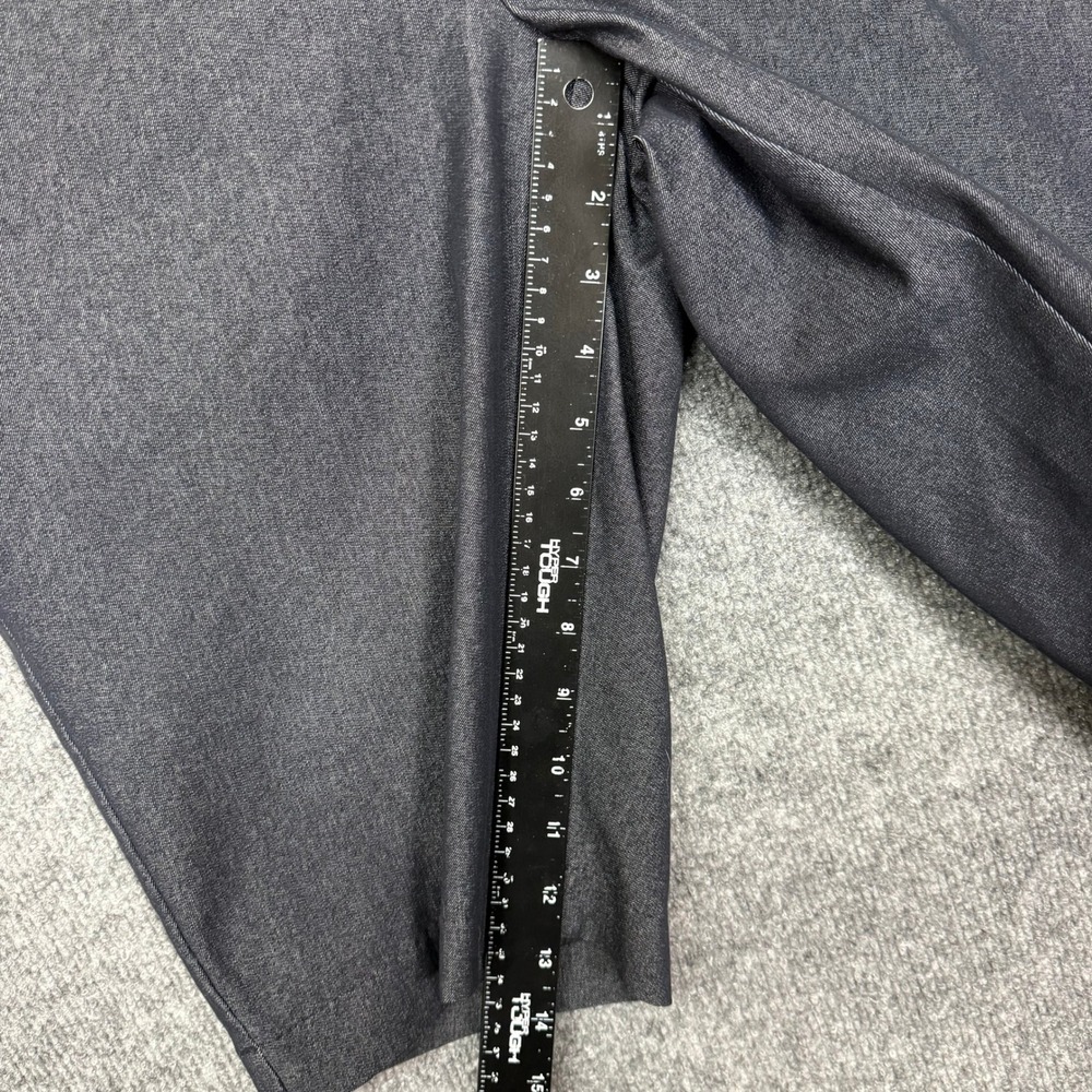 Chicos So Slimming Bermuda Shorts 1.5 Womens 10P Black Chambray Pull On Stretch - Picture 8 of 11